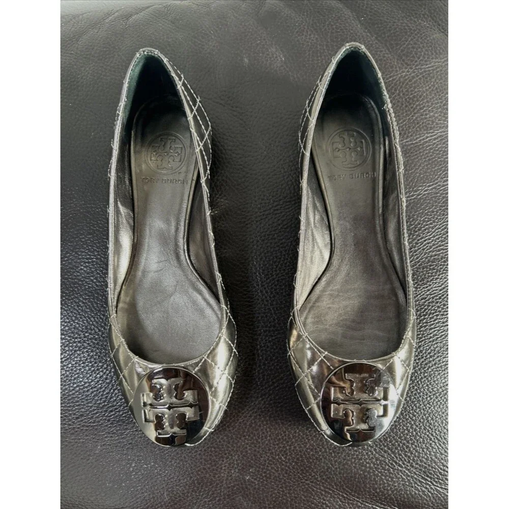 Tory Burch Quinn Pewter Metallic Quilted Leather Ballet Flats Womens Size 8.5